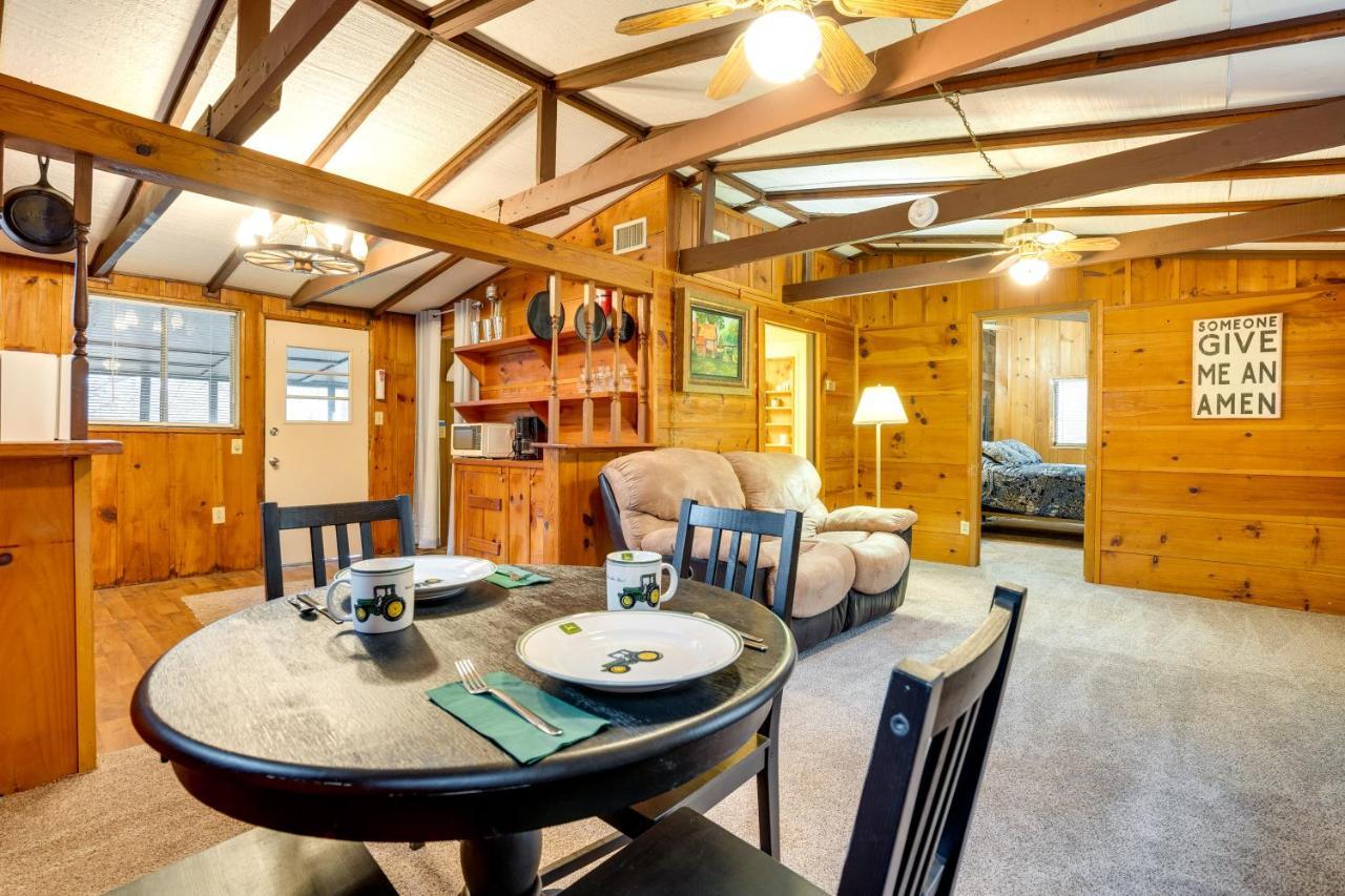Peaceful Warne Cabin Fenced Yard And Screened Porch Brasstown Exterior foto
